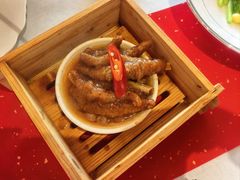 百合酱蒸鸡爪-馋遇江南·精致湖景雅宴(东方之门店)
