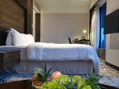 -上海虹桥西郊假日酒店