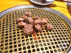 -唯成•韩国炭火烤肉 유성고기