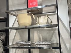 -ZARA(吉利大厦店)