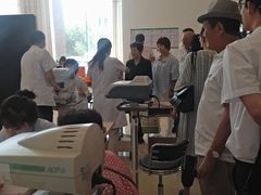-大连何氏眼科医院