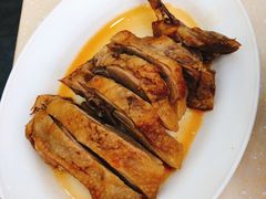 卤鸭腿-龙记桂林米粉(财满街店)
