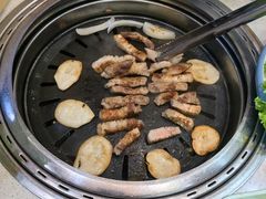 -韩香福烤肉庄园(荣成店)