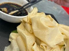 -侬佳蒸菜馆(听潮店)