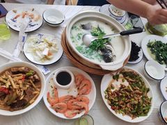 -天乐农家鱼头王(天目湖店)