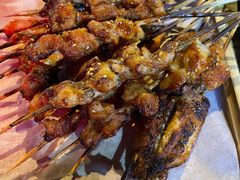 -兄弟小串(华新·名筑店)