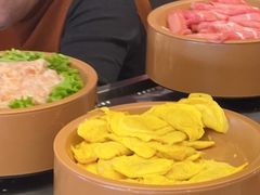 -龍歌自助小火锅(市南金茂湾店)