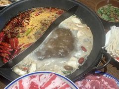 -萍姐火锅·公路夜市(武汉首店)