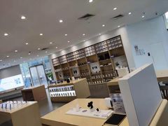 -华为授权体验店(中山公园来福士)