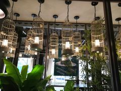 -阿瓦山寨·湘菜现炒·剁椒鱼头王(咸阳总店)