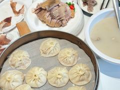 -梅利汴京烤鸭•开封豫菜地标店(东大街店)