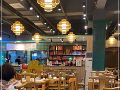 大堂-肖肖酸萝卜鱼火锅(总店)