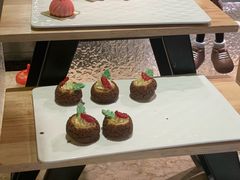 -大中华希尔顿酒店-念自助餐·嗨啤·小龙虾