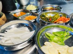 -哈哈碳都·牛肋条无限自助烤肉(宝龙店)