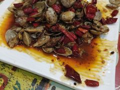 -扒虾小妹儿麻辣海鲜(宏图街店)