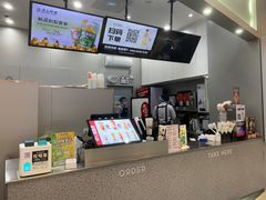 -沪上阿姨·精选茶饮(桃源友嘉购物广场店)