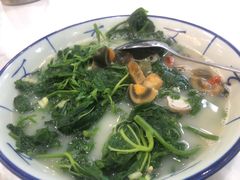 -明本湛江鸡•海鲜小厨(陈家祠店)
