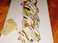 牛油果鳗鱼卷-和蕴日本料理