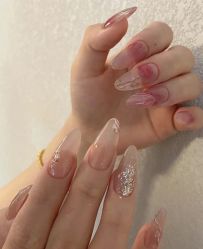 -悦指间美甲美睫