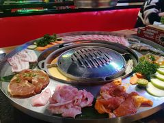 -哈哈碳都·牛肋条无限自助烤肉(宝龙店)