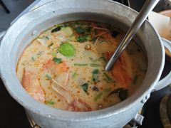 -大头虾越式风味餐厅(光明广场店)