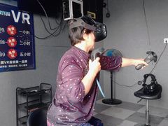-VR 间客漫·PS电玩·虚拟现实包间游戏电竞(街道口店)