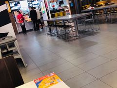 大堂-麦当劳(龙之梦购物中心店)