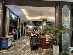 -哈啾嗨·新概念蒙餐(红星新城店)