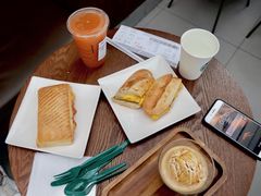 -星巴克(西安机场1店T3到达店)