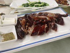 宜良烤鸭-蔼若春.传承三十年云南菜(金碧公园店)