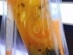 -CoCo都可(光谷天地店)