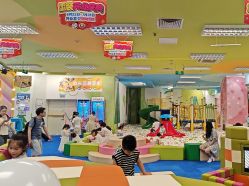 -莫莉幻想儿童乐园(武汉金银潭永旺店)