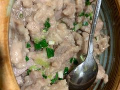 香芋蒸排骨-费大厨辣椒炒肉(万家丽一店)