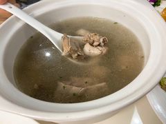 老鹅汤-七的湖·晚芳亭·阳澄湖农家菜·大闸蟹(莲花岛店)