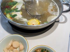 -乡土黄·鲜牛肉火锅·小龙虾(兴业街店)