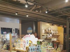 -猫的天空之城概念书店(苏州诚品店)