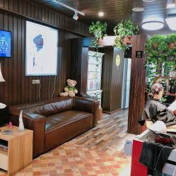 -构想时尚发型会所