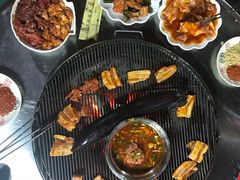 -小辣椒汤锅烧烤(温泉南街店)