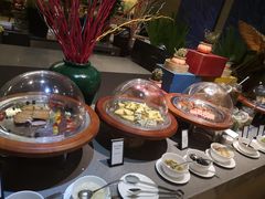 -海口绿发希尔顿酒店-田园汇自助餐·三文鱼·海鲜