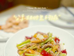 小炒牛肉-江渔儿酸菜鱼(映月湖环宇城店)