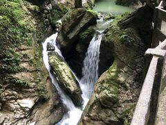 -龙水峡地缝景区