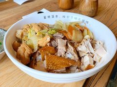 招牌卤仔鸡饭-每碗面馆(新鸿安大厦店)