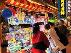 -三亚火车头万人海鲜广场