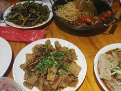 -华仔龙虾(永乐路总店)