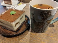 -房角石咖啡与书(吉大南校店)