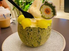 哈密瓜冰淇淋-玲婧胡同·生日蛋糕·餐厅(嘉里城店)