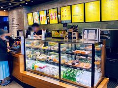 面包甜点陈列柜-星巴克(杭州嘉里中心4F店)