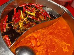 鸳鸯老火锅-山城辣妹子(定福庄店)