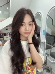 -丝语萱形象