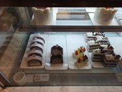 -花花卷卷·鲜食蛋糕(静安久光百货店)